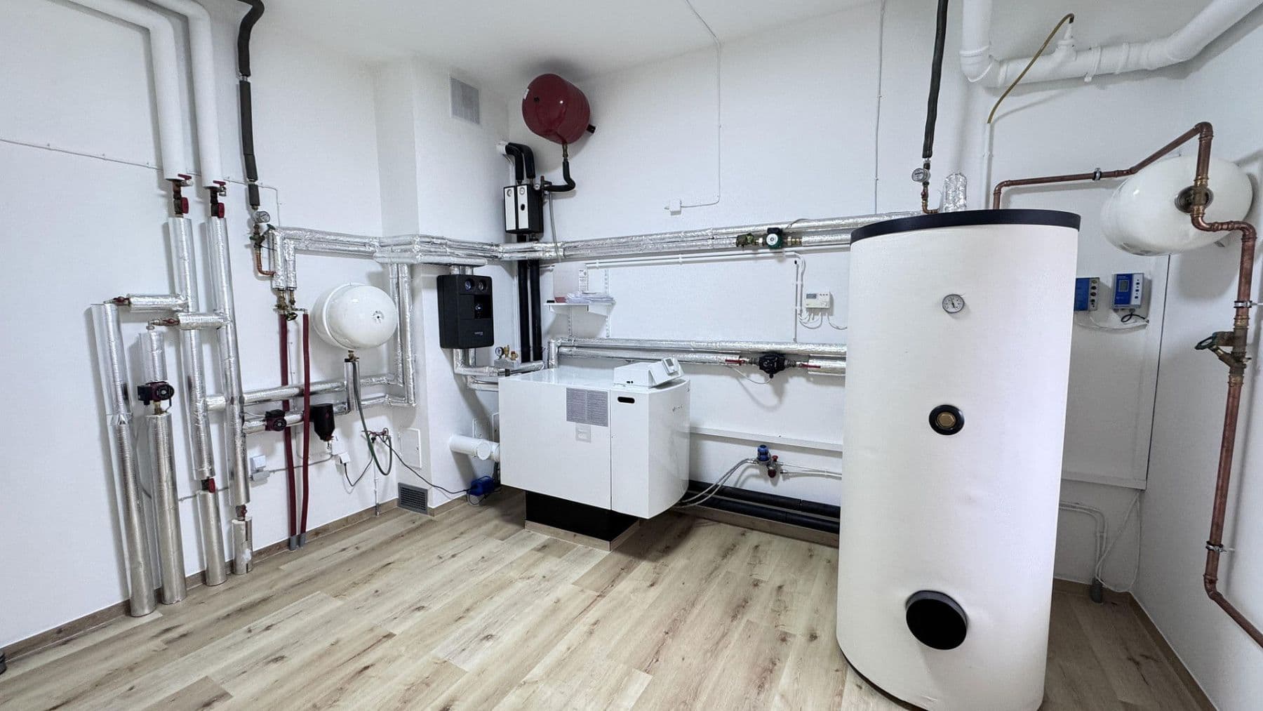 Prodej domu 877 m², pozemek 23.976 m², Balge, Dolní Sasko Prodej domu 877 m², pozemek 23.976 m², Balge, Dolní Sasko