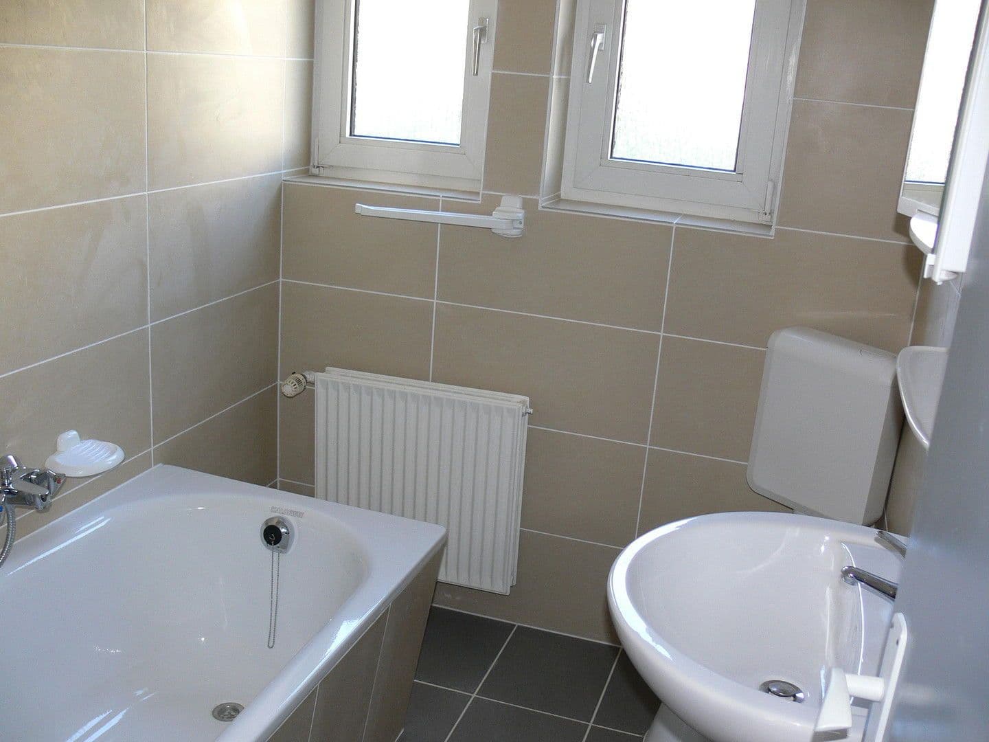 Prodej domu 330 m², pozemek 1.280 m², Liebenau, Dolní Sasko Prodej domu 330 m², pozemek 1.280 m², Liebenau, Dolní Sasko