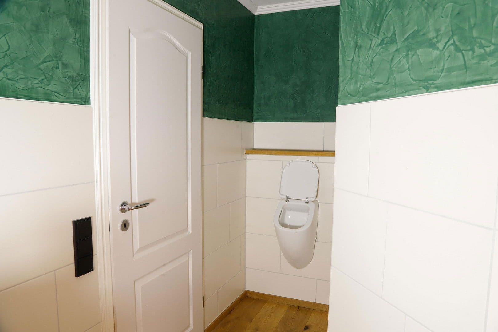 Prodej domu 244 m², pozemek 1.155 m², Sandhörn 15, Grünendeich, Dolní Sasko Prodej domu 244 m², pozemek 1.155 m², Sandhörn 15, Grünendeich, Dolní Sasko