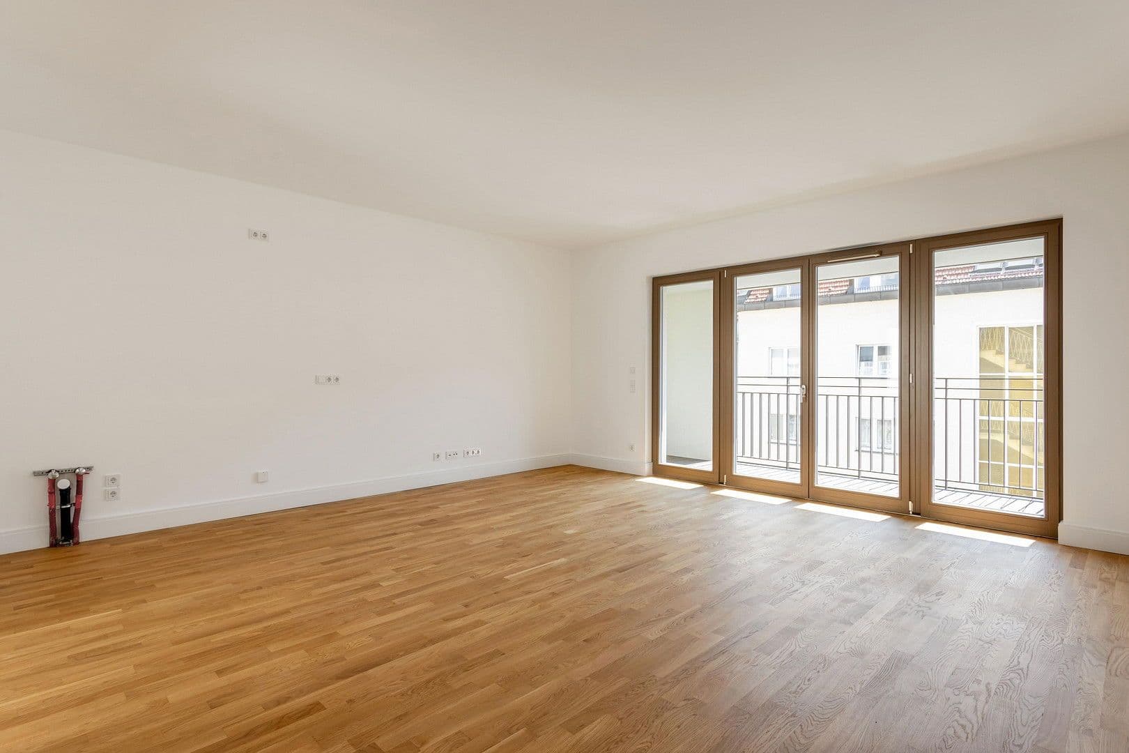 Prodej bytu 3+1 72 m², Hohenstaufenstraße 9, Berlin, Berlín Prodej bytu 3+1 72 m², Hohenstaufenstraße 9, Berlin, Berlín