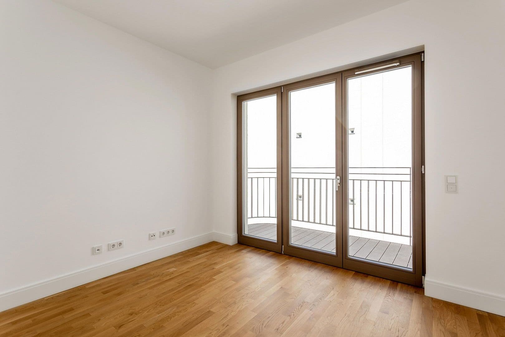 Prodej bytu 3+1 72 m², Hohenstaufenstraße 9, Berlin, Berlín Prodej bytu 3+1 72 m², Hohenstaufenstraße 9, Berlin, Berlín