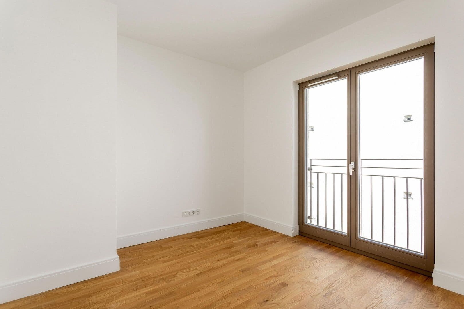 Prodej bytu 3+1 72 m², Hohenstaufenstraße 9, Berlin, Berlín Prodej bytu 3+1 72 m², Hohenstaufenstraße 9, Berlin, Berlín