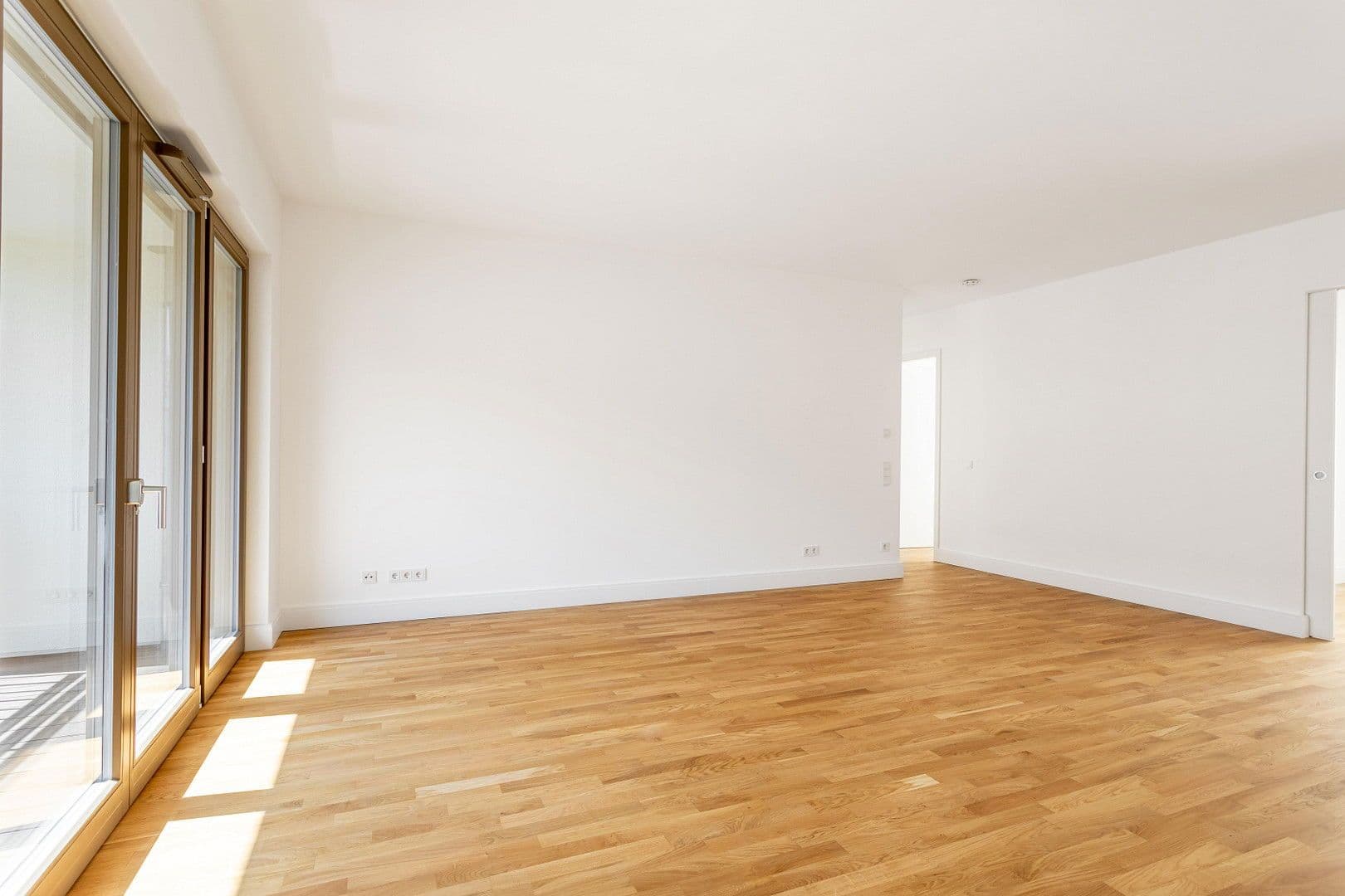 Prodej bytu 3+1 72 m², Hohenstaufenstraße 9, Berlin, Berlín Prodej bytu 3+1 72 m², Hohenstaufenstraße 9, Berlin, Berlín