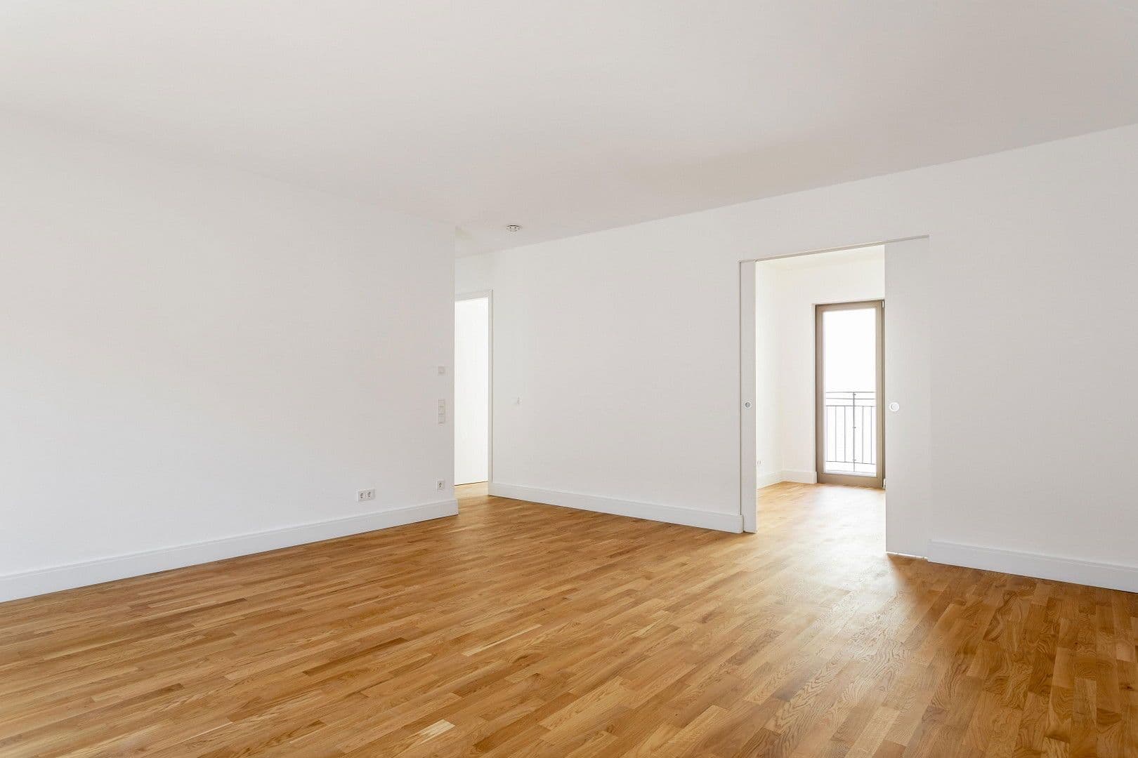Prodej bytu 3+1 72 m², Hohenstaufenstraße 9, Berlin, Berlín Prodej bytu 3+1 72 m², Hohenstaufenstraße 9, Berlin, Berlín