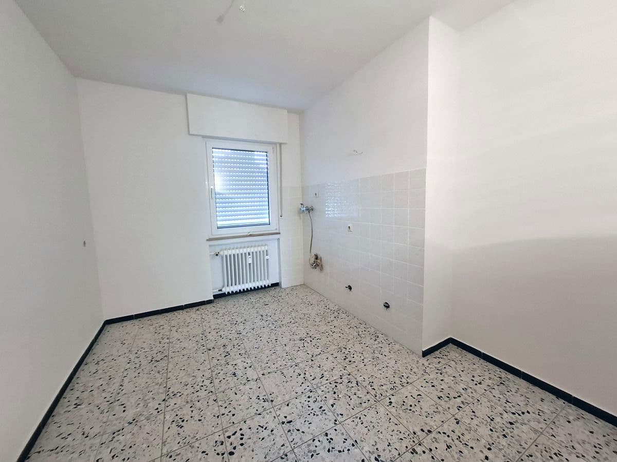 Pronájem bytu 3+1 83 m², Bornheim, Severní Porýní-Vestfálsko Pronájem bytu 3+1 83 m², Bornheim, Severní Porýní-Vestfálsko