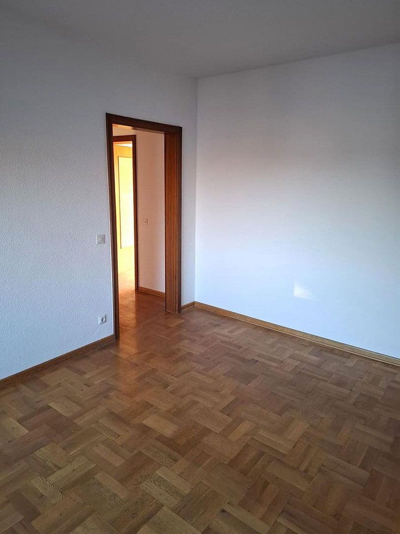 Pronájem bytu 3+1 83 m², Bornheim, Severní Porýní-Vestfálsko Pronájem bytu 3+1 83 m², Bornheim, Severní Porýní-Vestfálsko