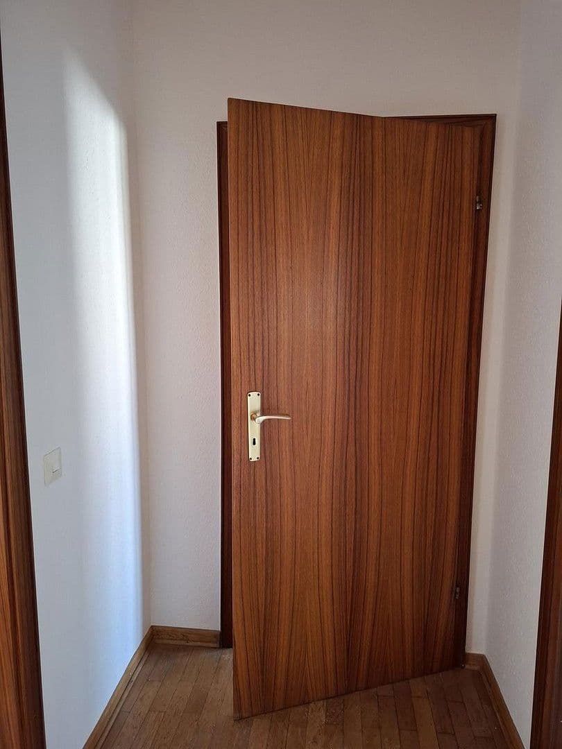 Pronájem bytu 3+1 83 m², Bornheim, Severní Porýní-Vestfálsko Pronájem bytu 3+1 83 m², Bornheim, Severní Porýní-Vestfálsko