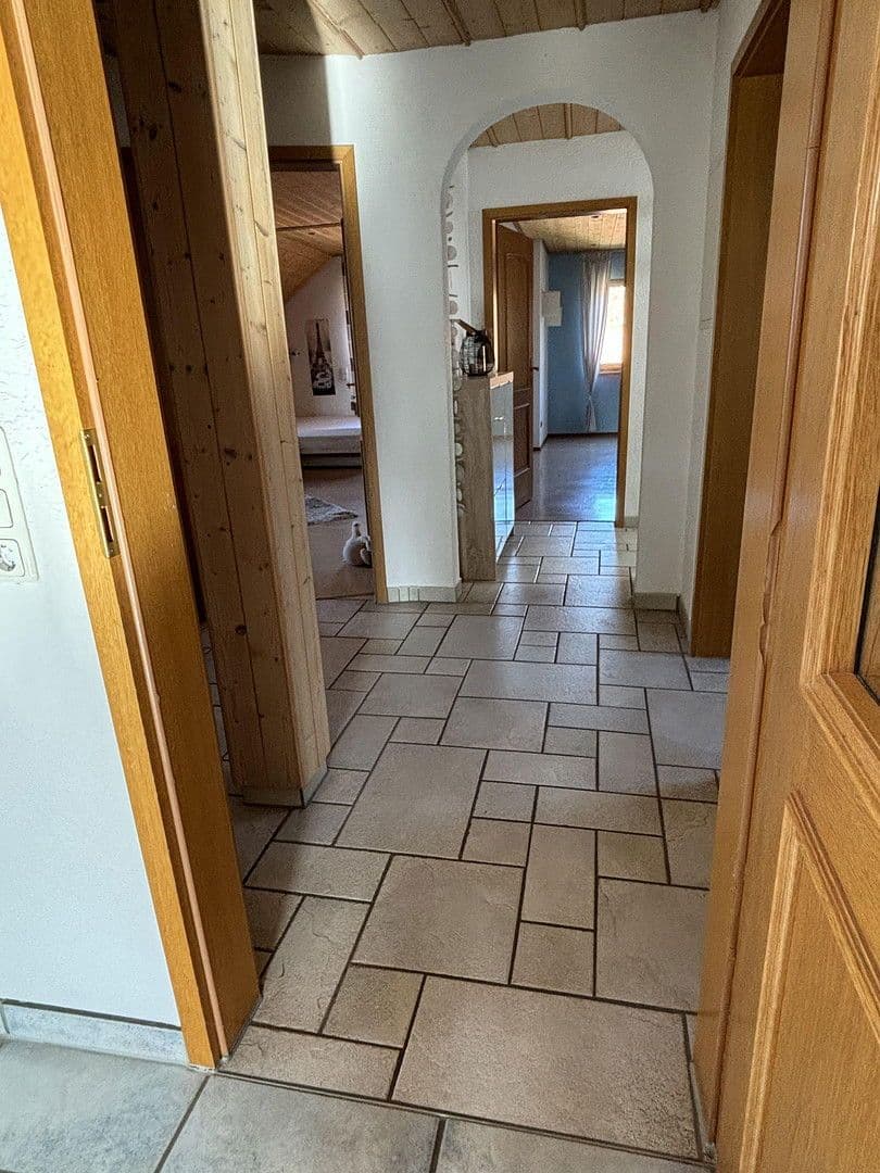 Pronájem bytu 3+1 120 m², Sulzdorf an der Lederhecke, Bavorsko Pronájem bytu 3+1 120 m², Sulzdorf an der Lederhecke, Bavorsko