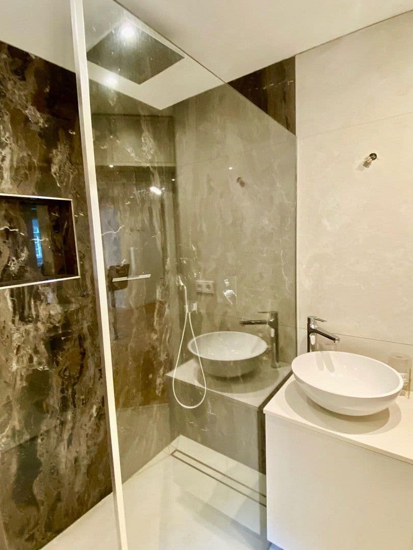 Pronájem bytu 3+1 80 m², Calw, Bádensko-Württembersko Pronájem bytu 3+1 80 m², Calw, Bádensko-Württembersko