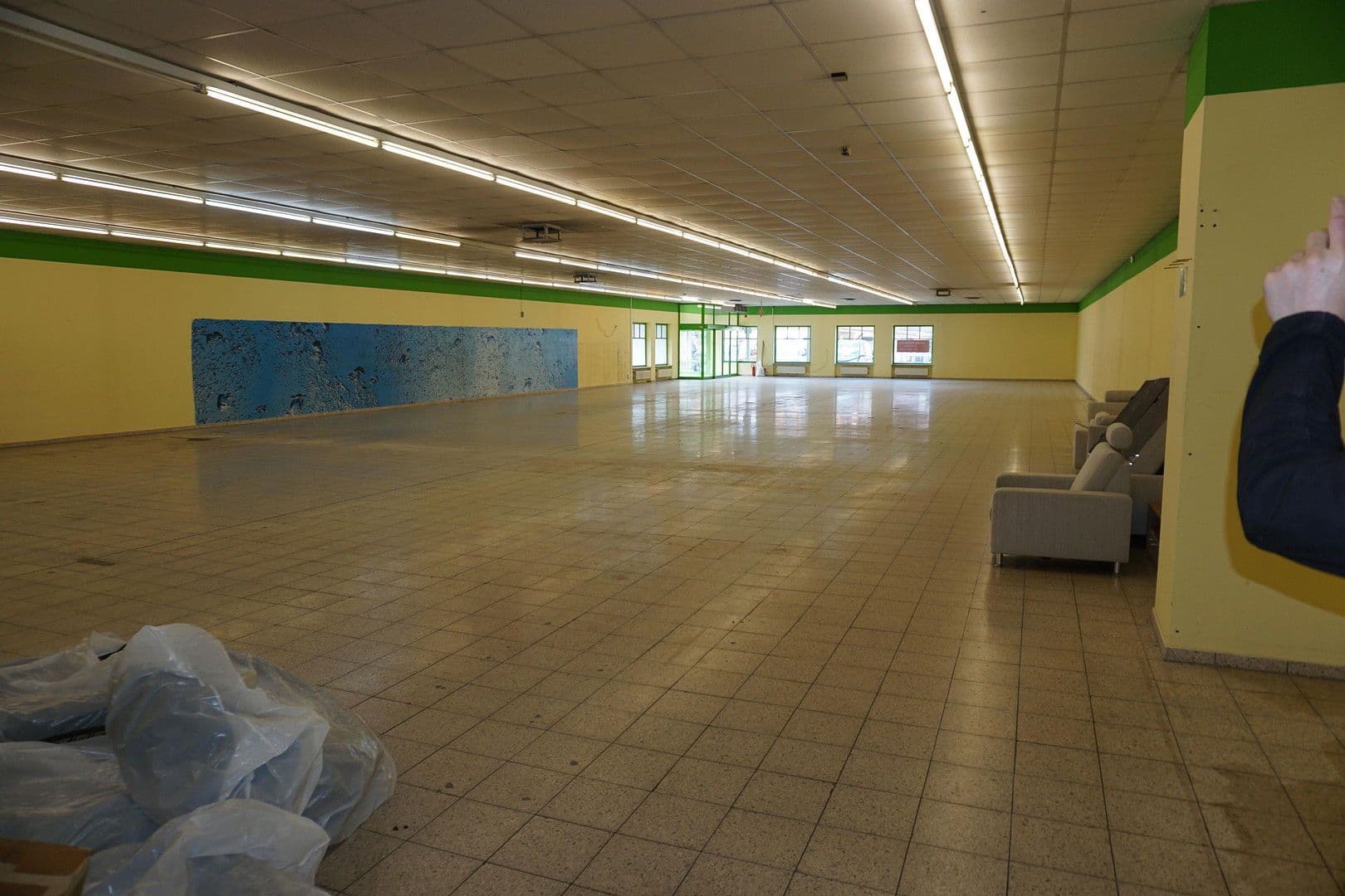 Pronájem nebytového prostoru 826 m², Wannenblick 1, Wertach, Bavorsko Pronájem nebytového prostoru 826 m², Wannenblick 1, Wertach, Bavorsko