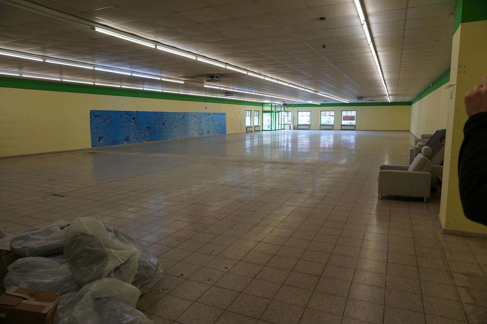 Pronájem nebytového prostoru 826 m², Wannenblick 1, Wertach, Bavorsko Pronájem nebytového prostoru 826 m², Wannenblick 1, Wertach, Bavorsko