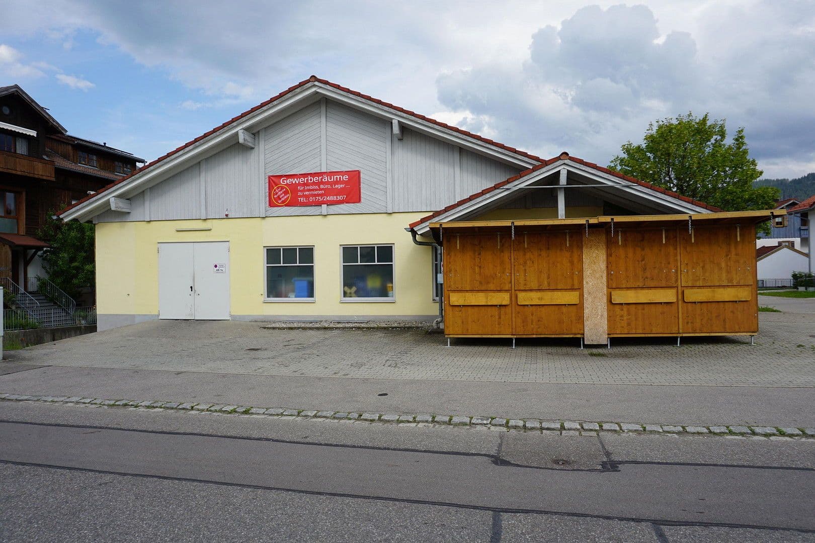 Pronájem nebytového prostoru 826 m², Wannenblick 1, Wertach, Bavorsko Pronájem nebytového prostoru 826 m², Wannenblick 1, Wertach, Bavorsko