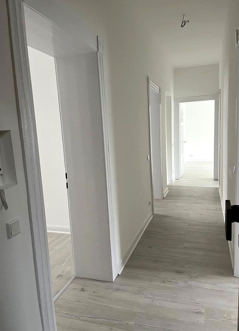 Pronájem bytu 3+kk 87 m², Hattinger Str., Bochum, Severní Porýní-Vestfálsko Pronájem bytu 3+kk 87 m², Hattinger Str., Bochum, Severní Porýní-Vestfálsko