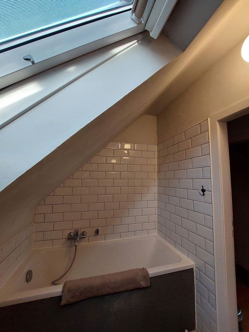 Pronájem domu 75 m², pozemek 110 m², Frechen, Severní Porýní-Vestfálsko Pronájem domu 75 m², pozemek 110 m², Frechen, Severní Porýní-Vestfálsko