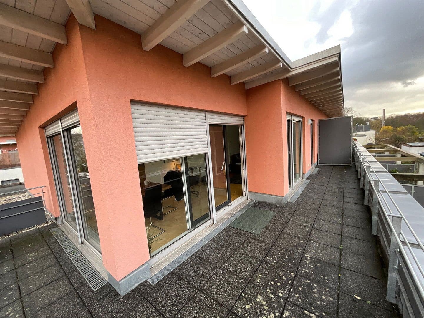 Pronájem bytu 2+1 69 m², Köln, Severní Porýní-Vestfálsko Pronájem bytu 2+1 69 m², Köln, Severní Porýní-Vestfálsko