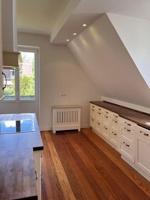 Prodej bytu 4+1 115 m², Hamburg, Hamburg Prodej bytu 4+1 115 m², Hamburg, Hamburg