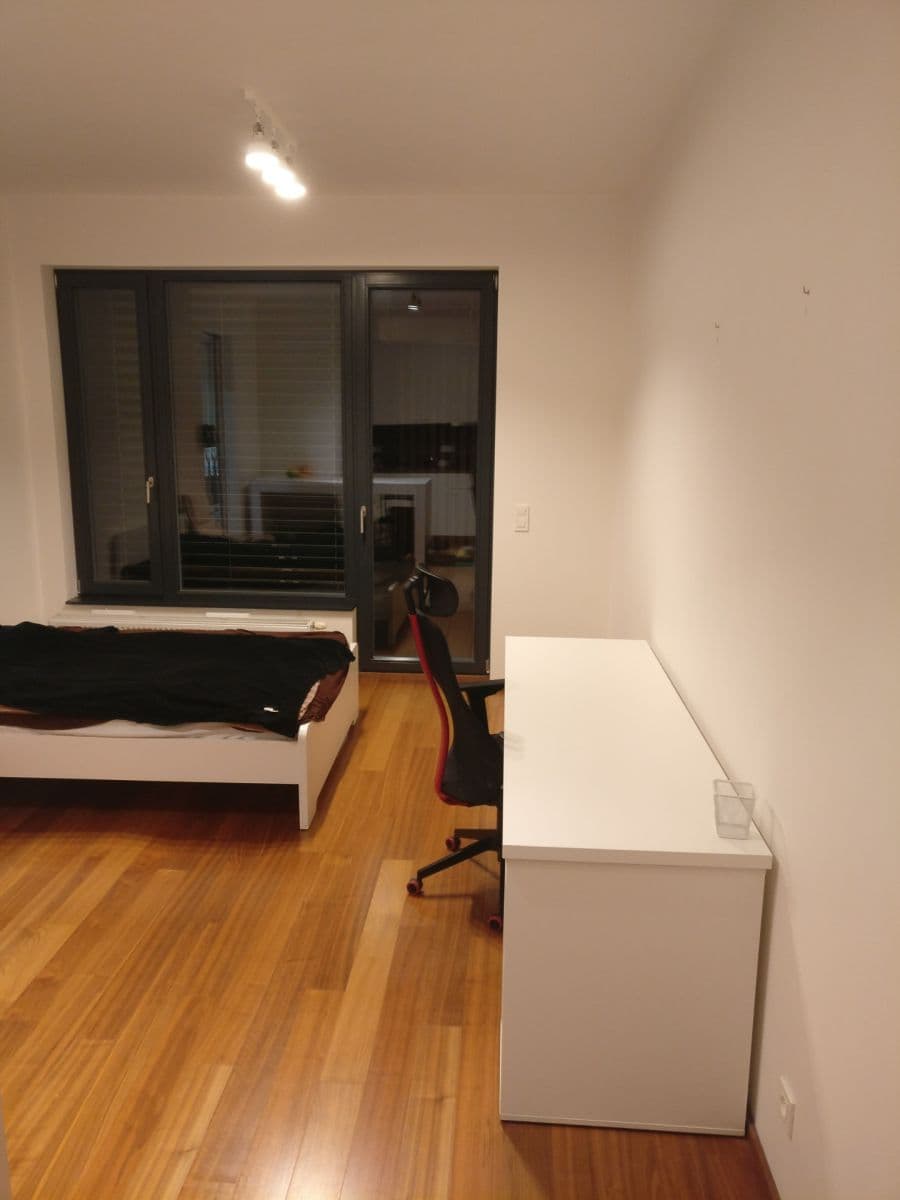 Pronájem bytu 1+kk 34 m², U Michelského mlýna, Praha, Praha Pronájem bytu 1+kk 34 m², U Michelského mlýna, Praha, Praha