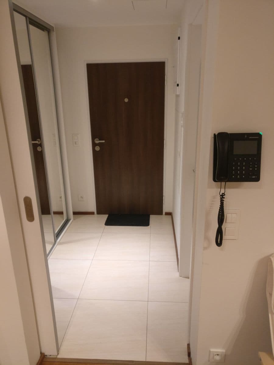 Pronájem bytu 1+kk 34 m², U Michelského mlýna, Praha, Praha Pronájem bytu 1+kk 34 m², U Michelského mlýna, Praha, Praha