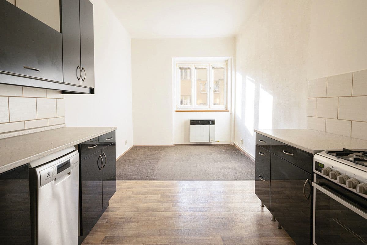 Prodej bytu 2+kk 56 m², U Družstva Život, Praha, Praha Prodej bytu 2+kk 56 m², U Družstva Život, Praha, Praha