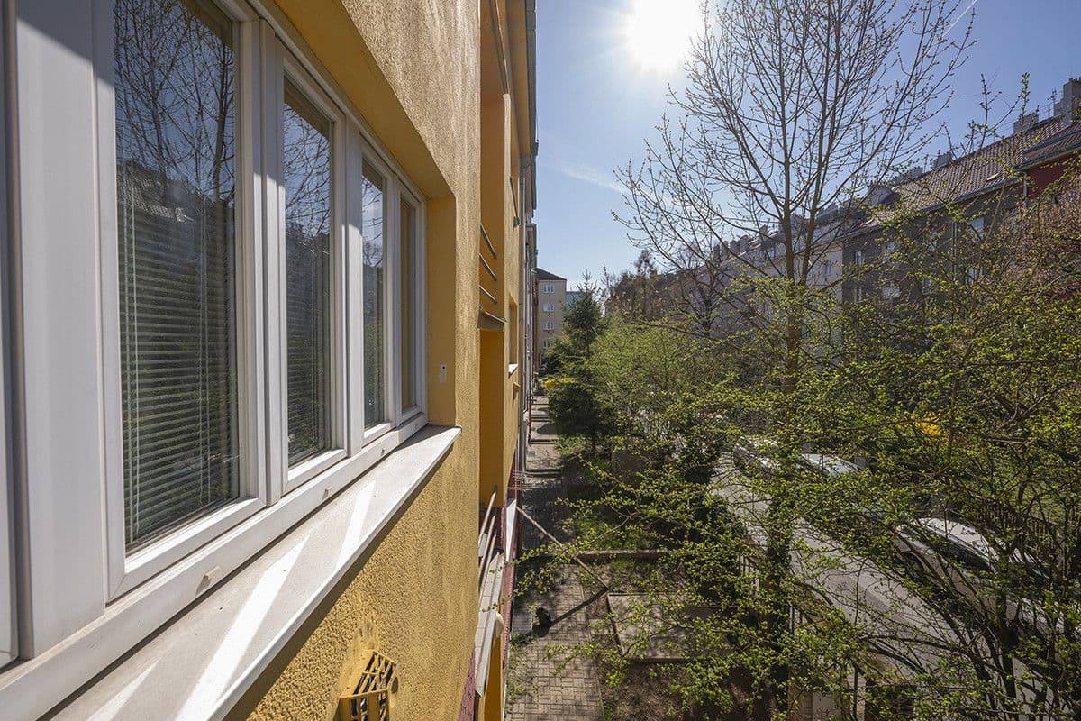 Prodej bytu 2+kk 56 m², U Družstva Život, Praha, Praha Prodej bytu 2+kk 56 m², U Družstva Život, Praha, Praha