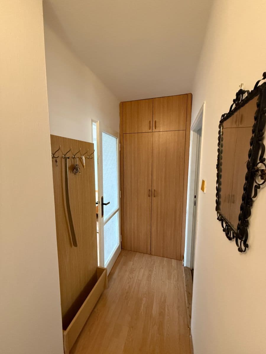 Pronájem bytu 3+1 78 m², Školní, Rakovník, Středočeský kraj Pronájem bytu 3+1 78 m², Školní, Rakovník, Středočeský kraj