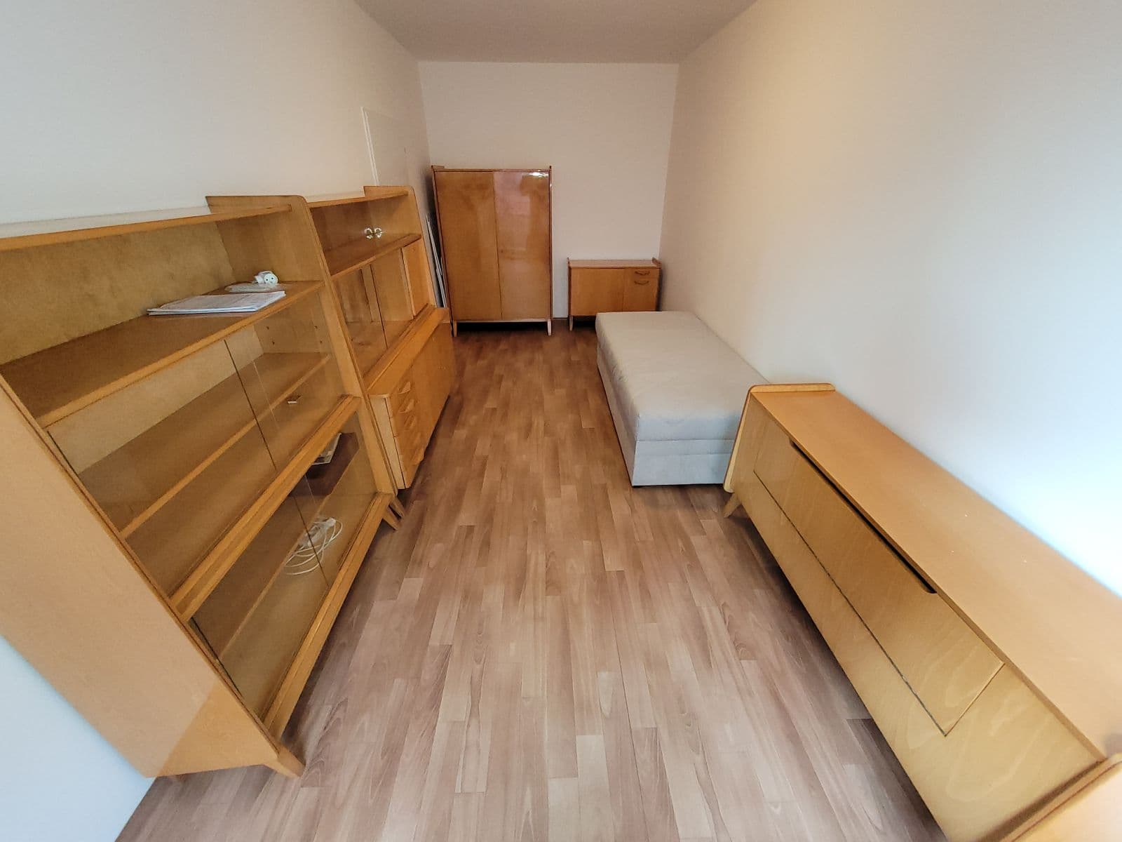 Pronájem bytu 2+kk 47 m², Hnězdenská, Praha, Praha Pronájem bytu 2+kk 47 m², Hnězdenská, Praha, Praha