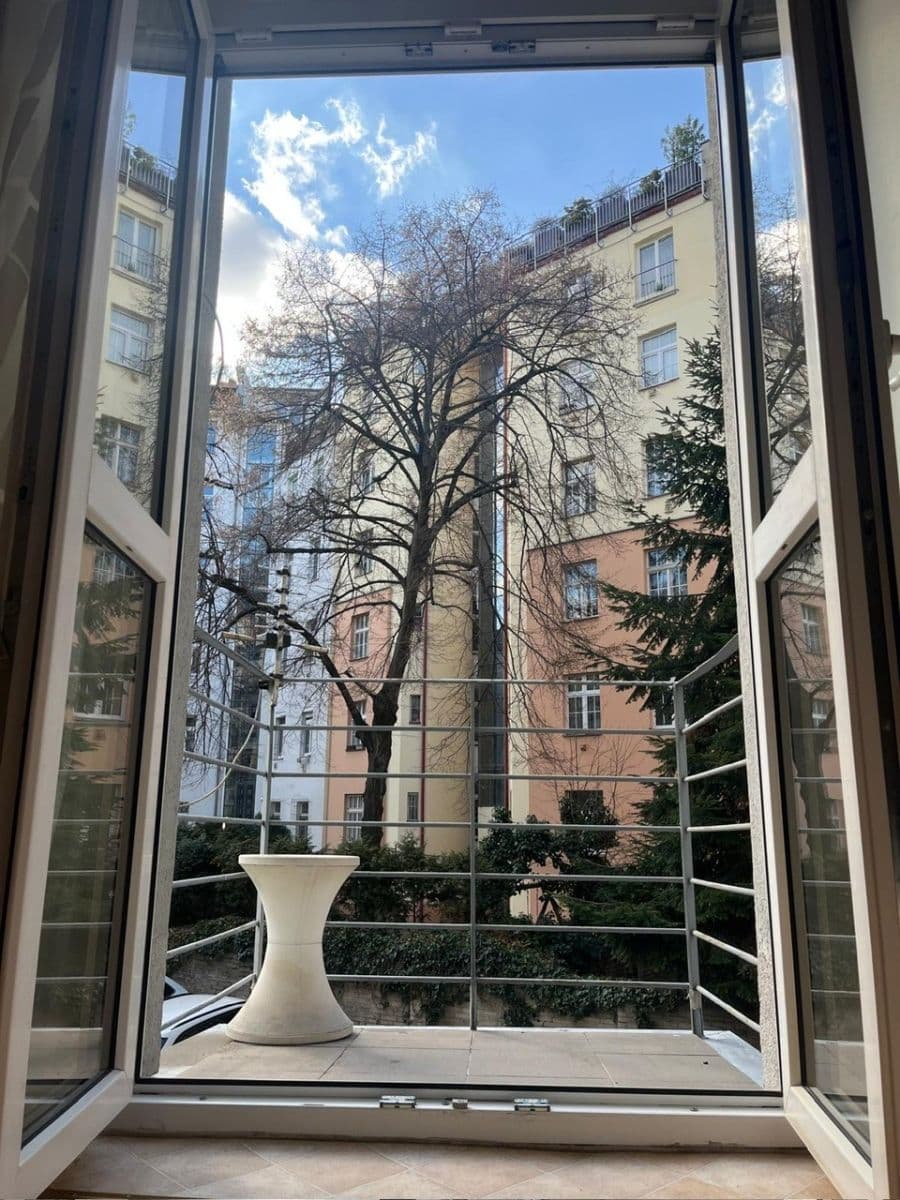 Pronájem bytu 2+kk 43 m², Fibichova, Praha, Praha Pronájem bytu 2+kk 43 m², Fibichova, Praha, Praha