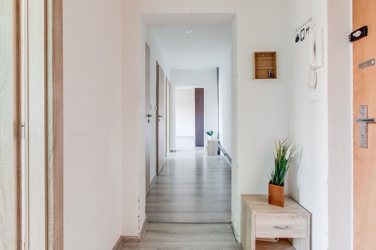 Pronájem bytu 3+kk 60 m², Dukelských hrdinů, Rakovník, Středočeský kraj Pronájem bytu 3+kk 60 m², Dukelských hrdinů, Rakovník, Středočeský kraj