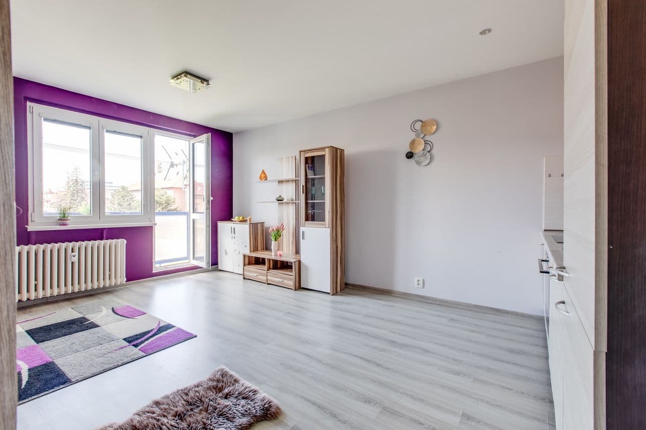 Pronájem bytu 3+kk 60 m², Dukelských hrdinů, Rakovník, Středočeský kraj Pronájem bytu 3+kk 60 m², Dukelských hrdinů, Rakovník, Středočeský kraj