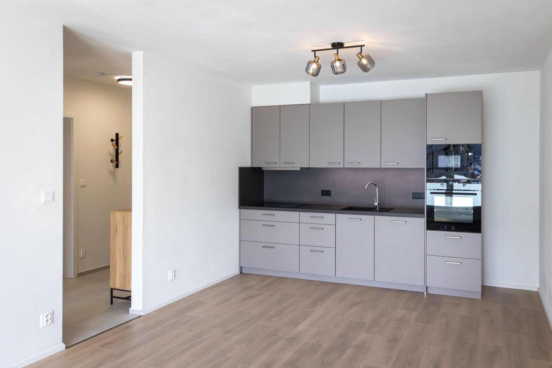 Pronájem bytu 2+kk 58 m², Zahradní, Plzeň, Plzeňský kraj Pronájem bytu 2+kk 58 m², Zahradní, Plzeň, Plzeňský kraj