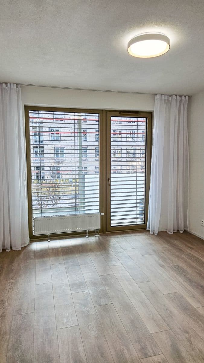 Pronájem bytu 2+kk 58 m², Zahradní, Plzeň, Plzeňský kraj Pronájem bytu 2+kk 58 m², Zahradní, Plzeň, Plzeňský kraj