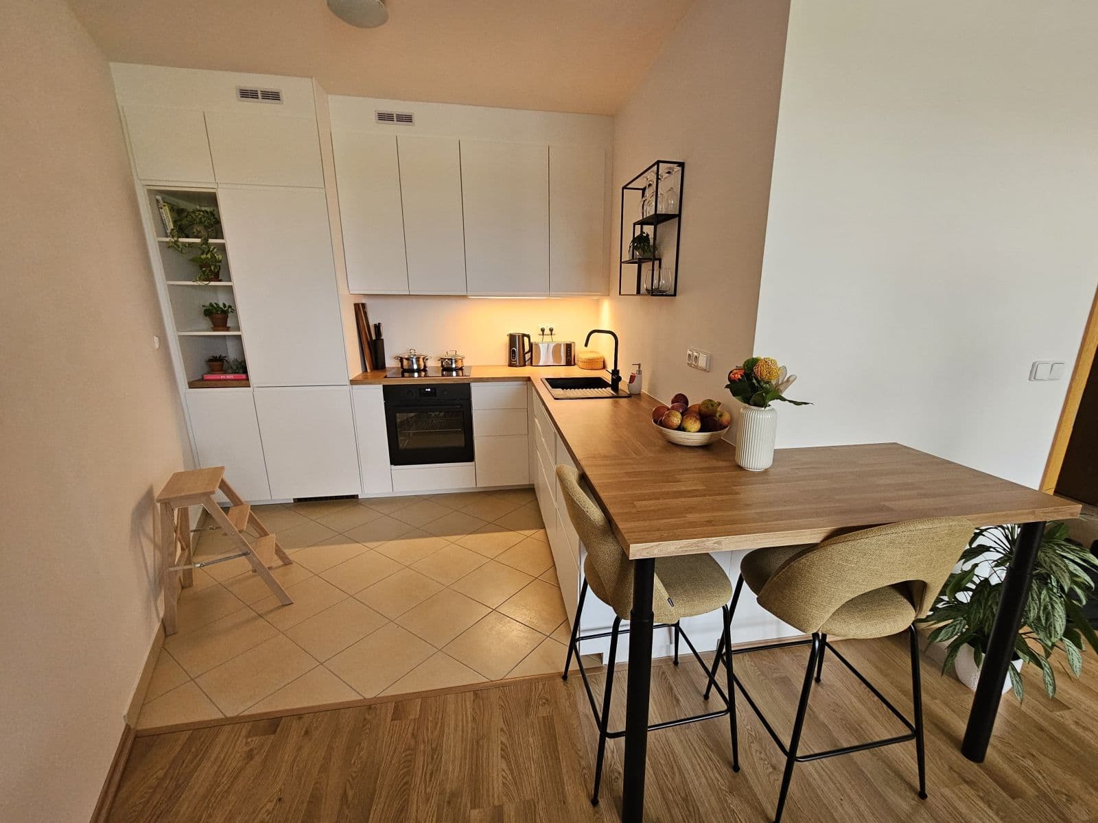 Pronájem bytu 47 m², Miroslava Hajna, Praha, Praha Pronájem bytu 47 m², Miroslava Hajna, Praha, Praha