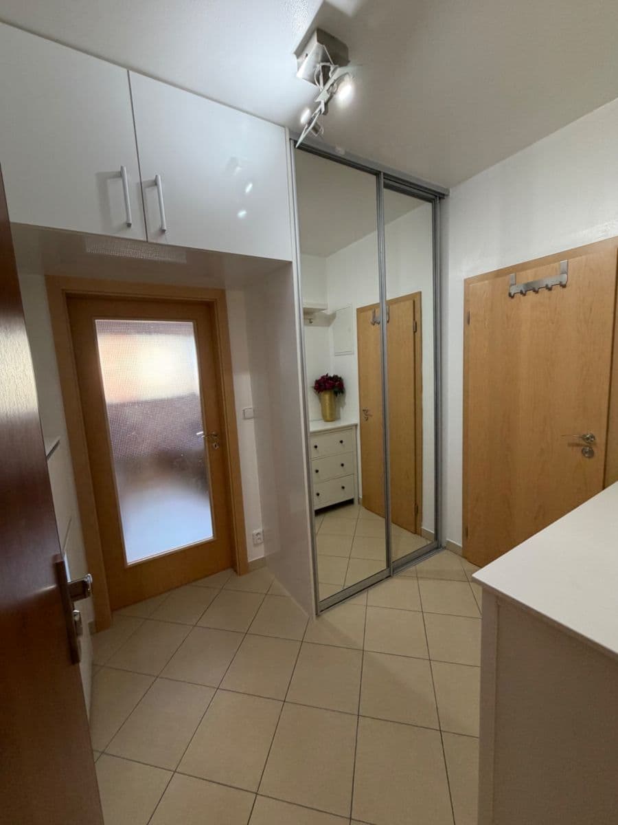 Prodej bytu 1+kk 42 m², Pavla Beneše, Praha, Praha Prodej bytu 1+kk 42 m², Pavla Beneše, Praha, Praha