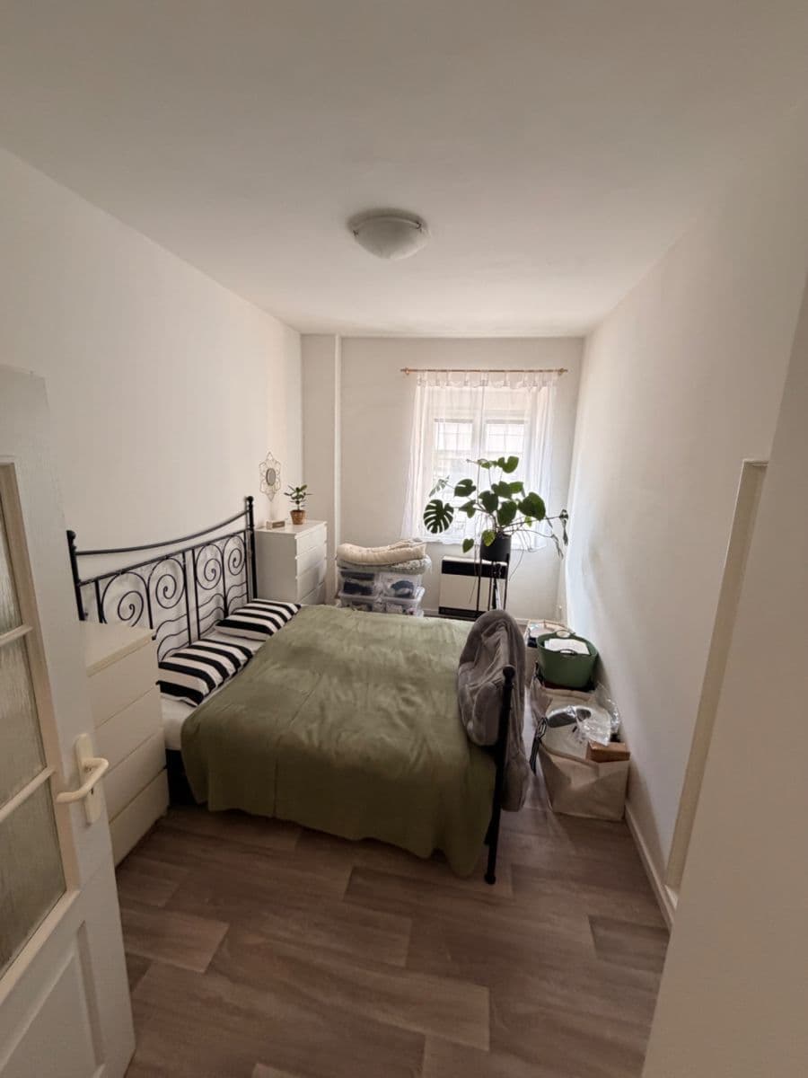 Pronájem bytu 2+kk 42 m², Pikrtova, Praha, Praha Pronájem bytu 2+kk 42 m², Pikrtova, Praha, Praha