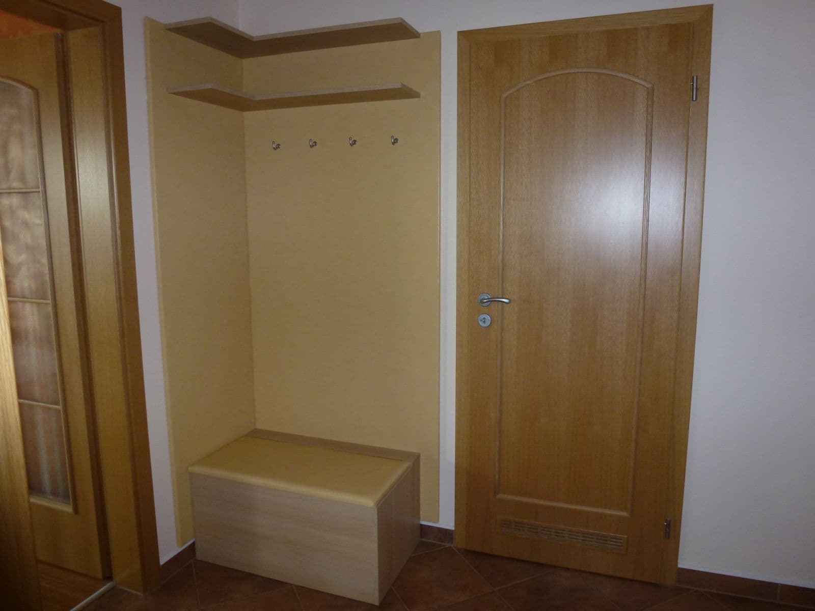 Pronájem bytu 2+kk 62 m², V Zahradách, Praha, Praha Pronájem bytu 2+kk 62 m², V Zahradách, Praha, Praha