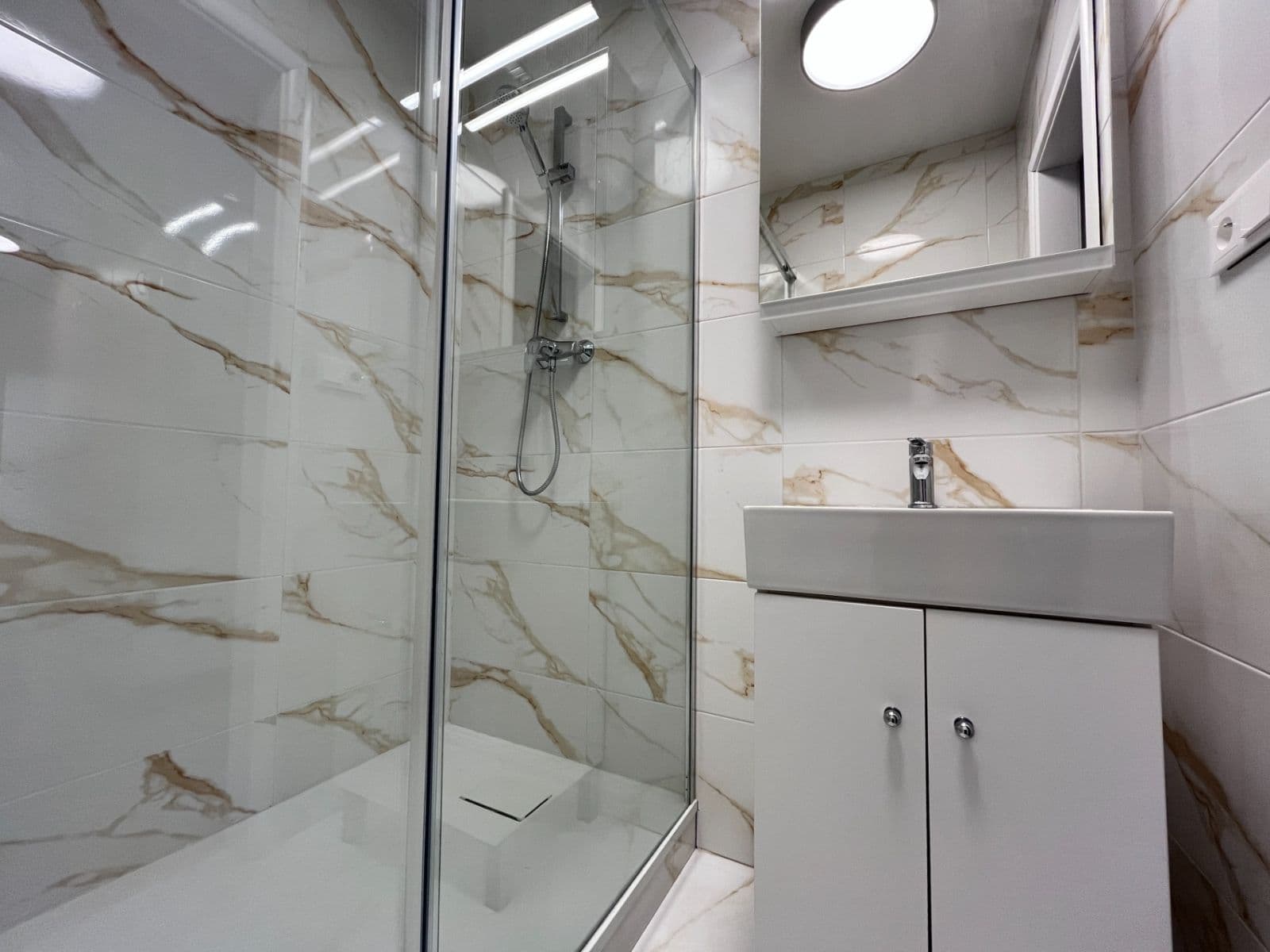 Pronájem bytu 3+1 73 m², Konradova, Brno, Jihomoravský kraj Pronájem bytu 3+1 73 m², Konradova, Brno, Jihomoravský kraj