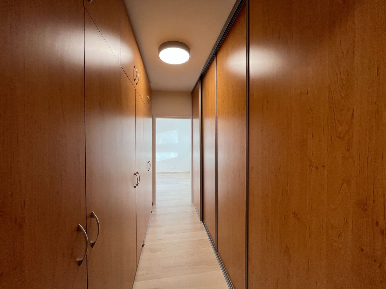 Pronájem bytu 3+1 73 m², Konradova, Brno, Jihomoravský kraj Pronájem bytu 3+1 73 m², Konradova, Brno, Jihomoravský kraj