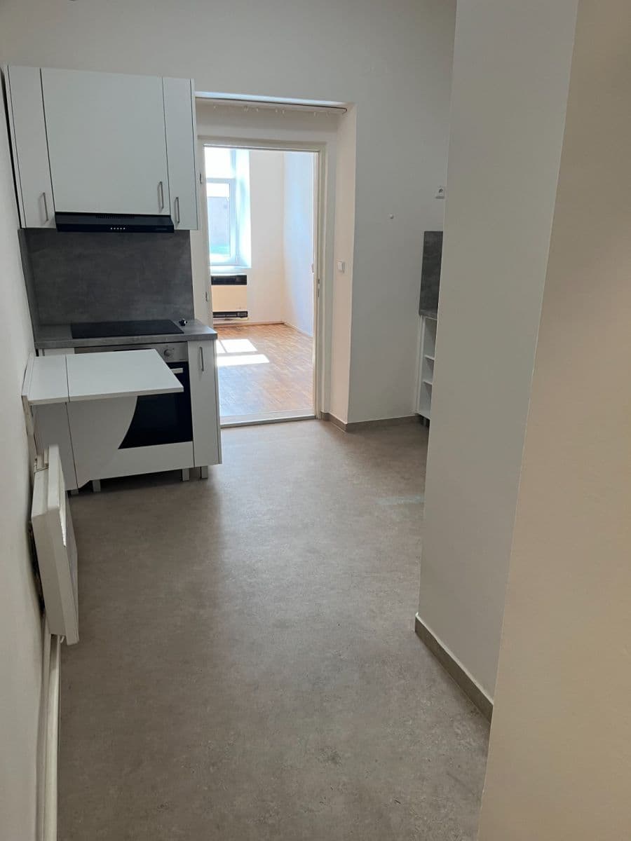 Pronájem bytu 1+1 35 m², Radimova, Praha, Praha Pronájem bytu 1+1 35 m², Radimova, Praha, Praha