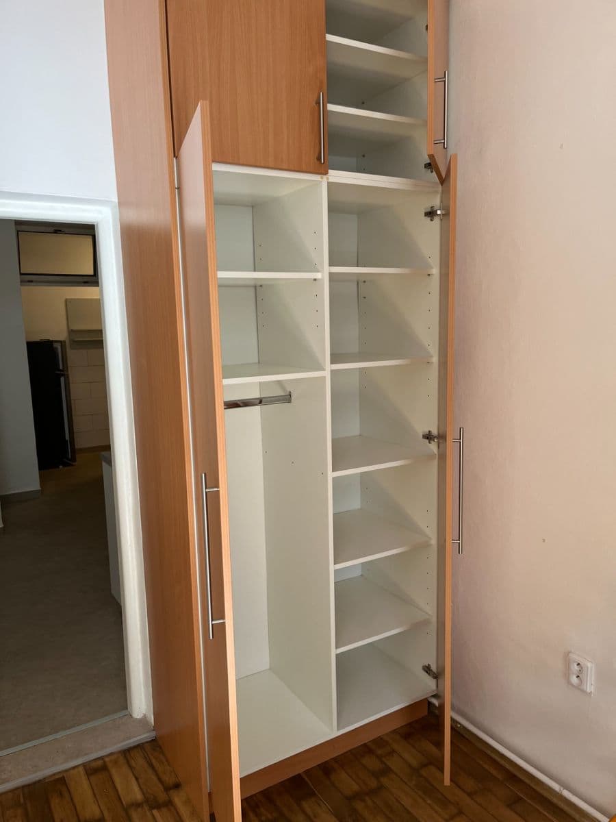 Pronájem bytu 1+1 35 m², Radimova, Praha, Praha Pronájem bytu 1+1 35 m², Radimova, Praha, Praha