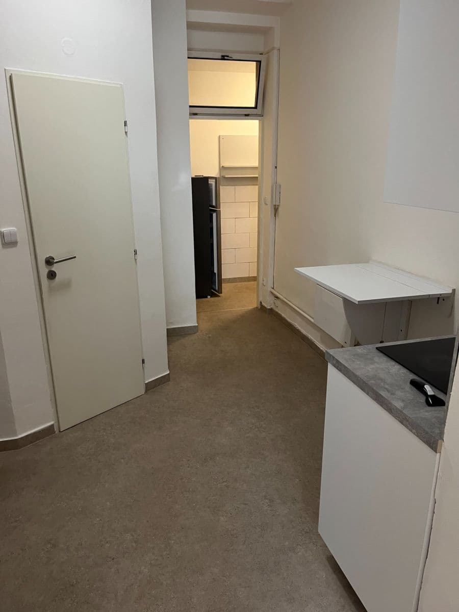 Pronájem bytu 1+1 35 m², Radimova, Praha, Praha Pronájem bytu 1+1 35 m², Radimova, Praha, Praha