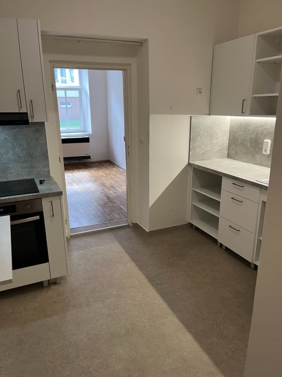Pronájem bytu 1+1 35 m², Radimova, Praha, Praha Pronájem bytu 1+1 35 m², Radimova, Praha, Praha