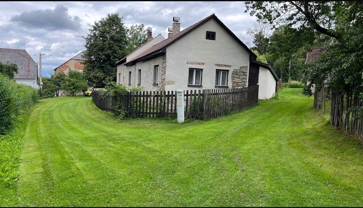 Prodej domu 236 m², pozemek 187 m², Ústí, Kraj Vysočina Prodej domu 236 m², pozemek 187 m², Ústí, Kraj Vysočina