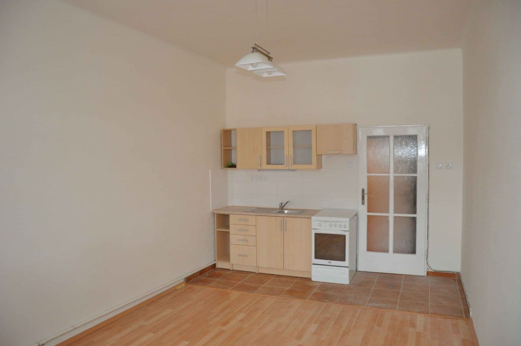 Pronájem bytu 1+kk 26 m², Přístavní, Praha, Praha Pronájem bytu 1+kk 26 m², Přístavní, Praha, Praha