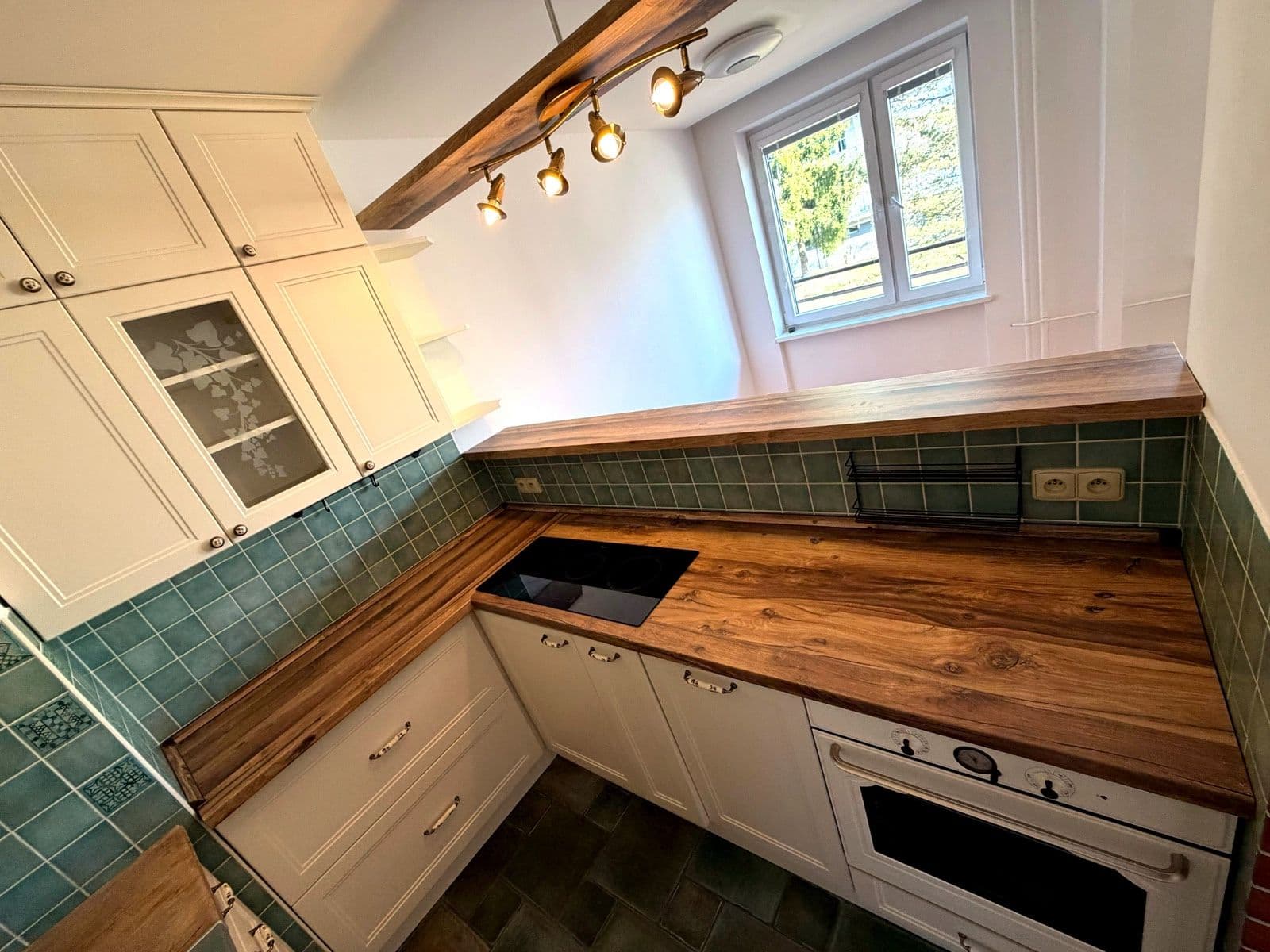 Prodej bytu 1+1 40 m², Moravská, Rožnov pod Radhoštěm, Zlínský kraj Prodej bytu 1+1 40 m², Moravská, Rožnov pod Radhoštěm, Zlínský kraj