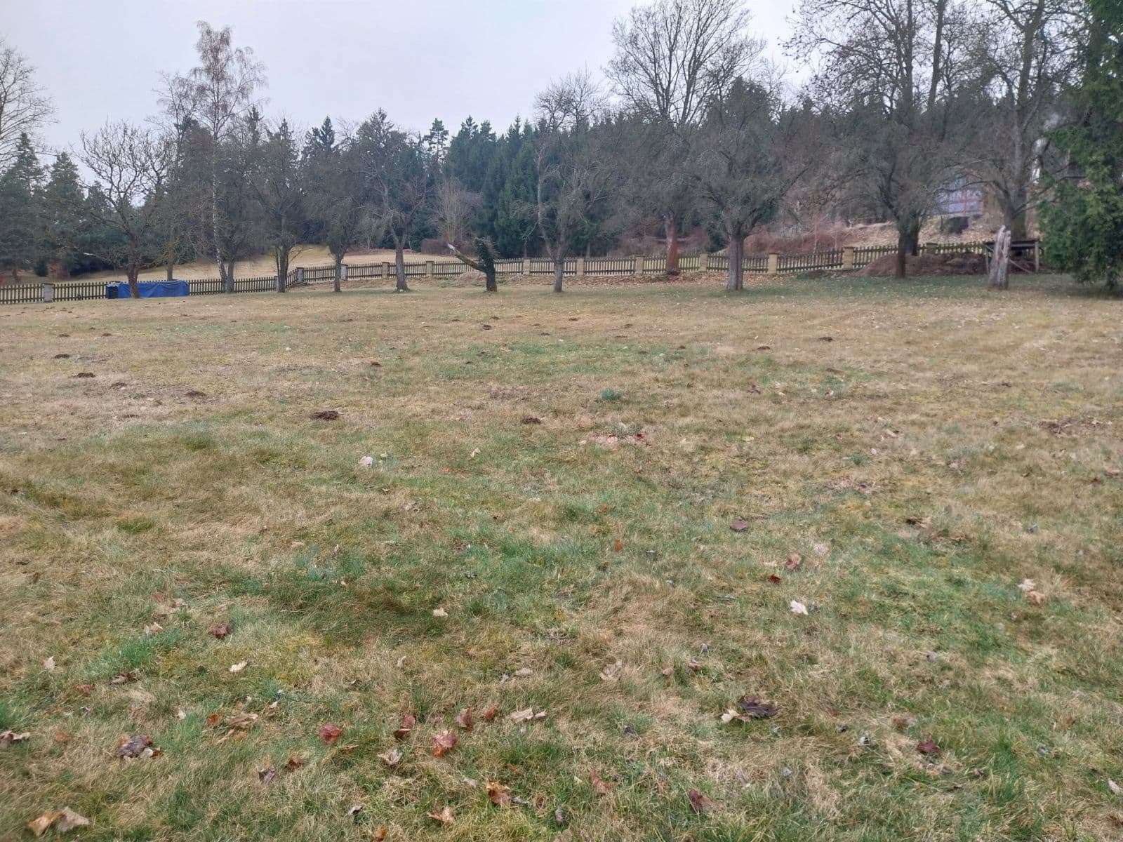 Prodej pozemku 1.898 m², Holubov, Jihočeský kraj Prodej pozemku 1.898 m², Holubov, Jihočeský kraj