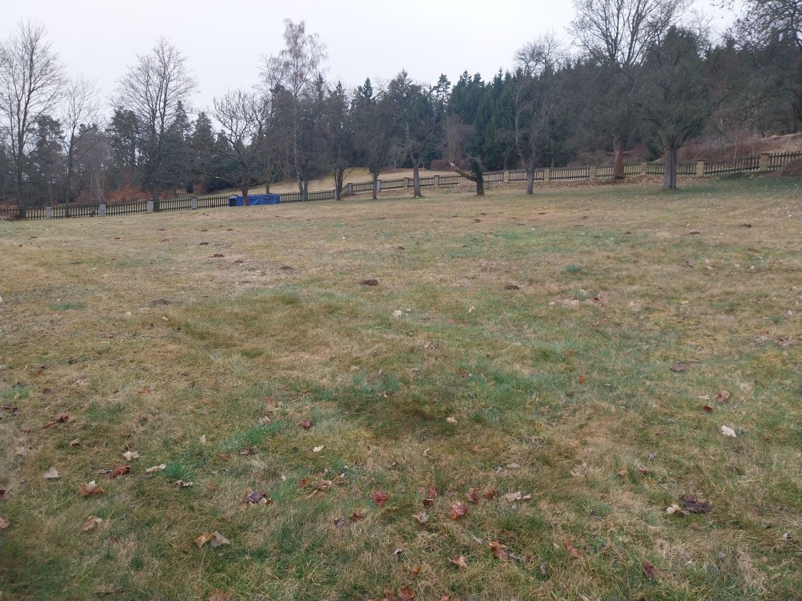 Prodej pozemku 1.898 m², Holubov, Jihočeský kraj Prodej pozemku 1.898 m², Holubov, Jihočeský kraj