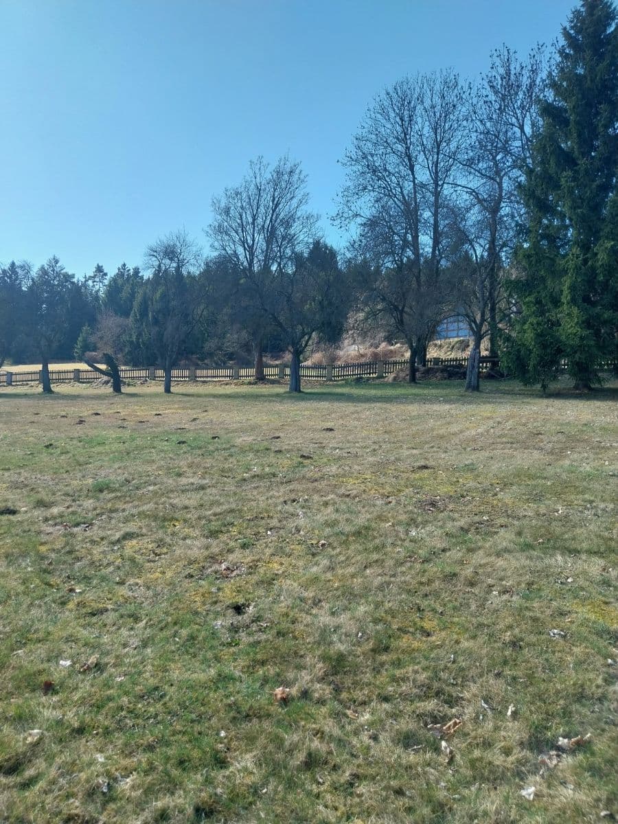 Prodej pozemku 1.898 m², Holubov, Jihočeský kraj Prodej pozemku 1.898 m², Holubov, Jihočeský kraj