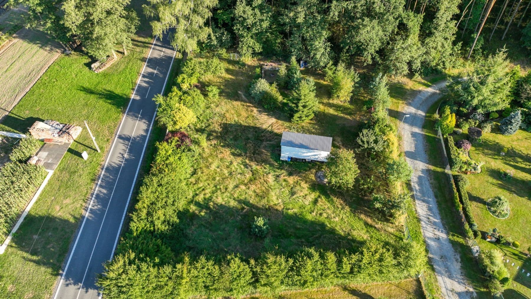 Prodej pozemku 1.742 m², Okna, Liberecký kraj Prodej pozemku 1.742 m², Okna, Liberecký kraj