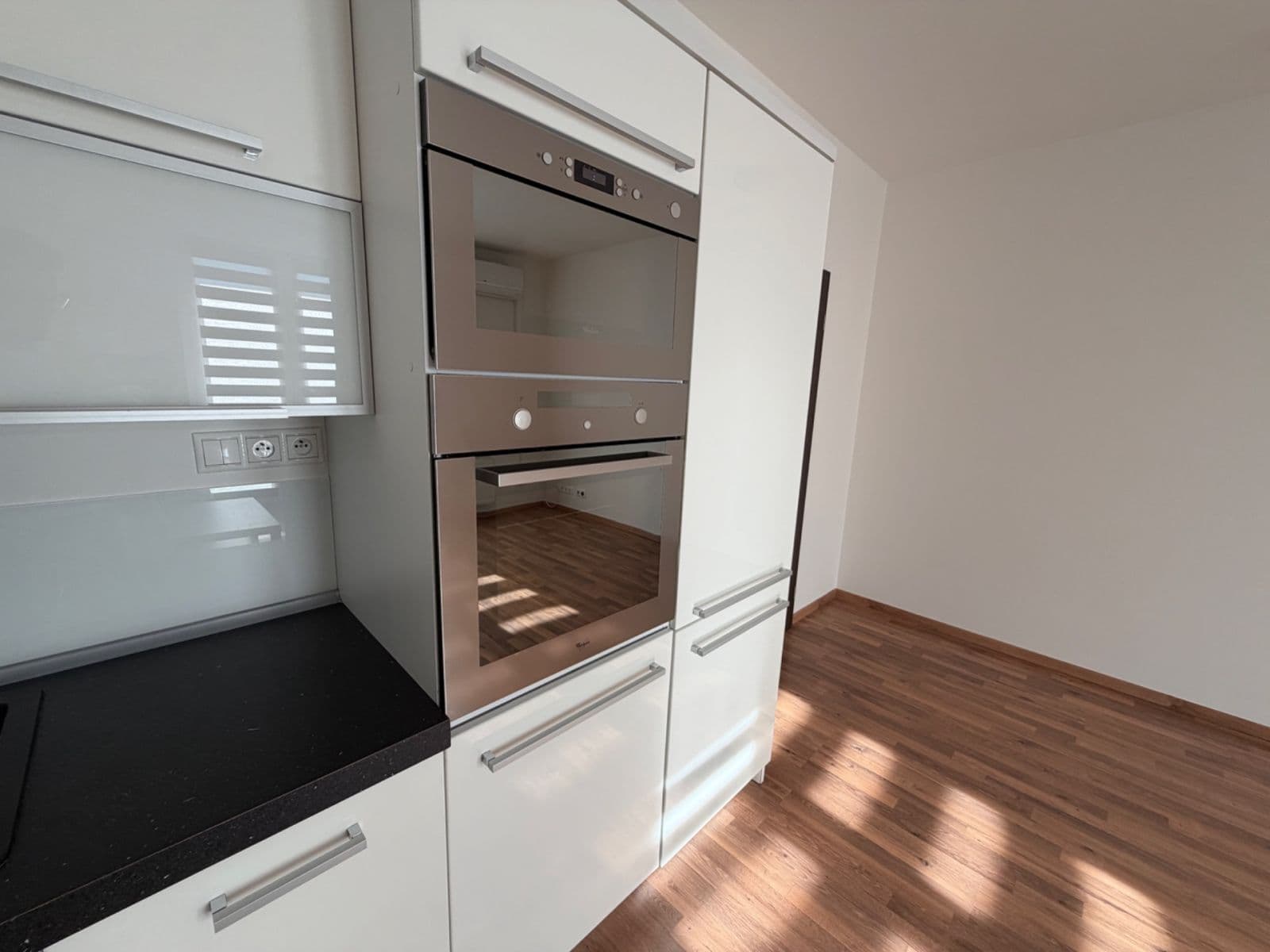 Pronájem bytu 2+kk 59 m², Jantarová, Ostrava, Moravskoslezský kraj Pronájem bytu 2+kk 59 m², Jantarová, Ostrava, Moravskoslezský kraj