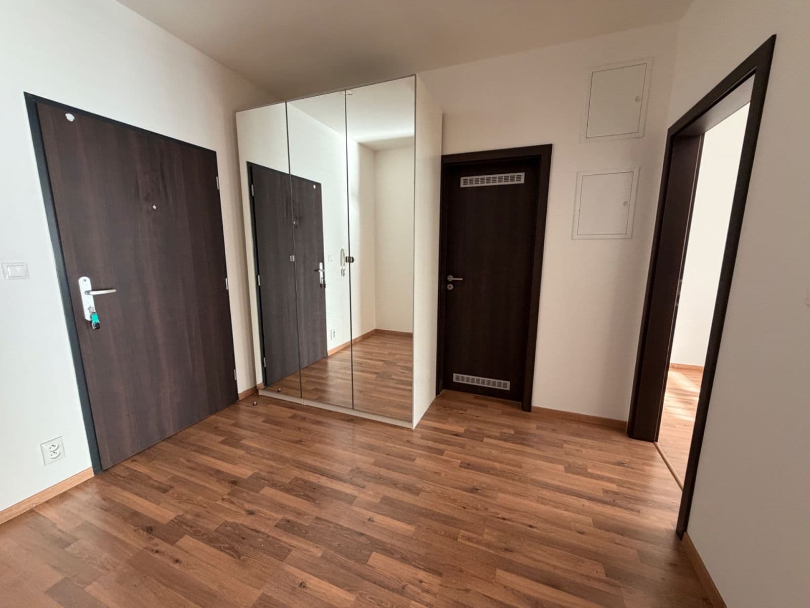 Pronájem bytu 2+kk 59 m², Jantarová, Ostrava, Moravskoslezský kraj Pronájem bytu 2+kk 59 m², Jantarová, Ostrava, Moravskoslezský kraj